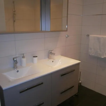 Апартаменты Modernes Mit Panoramablick Zum Meer Und Ortsmitte - B58610 *